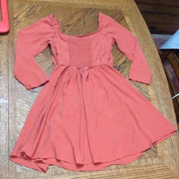 Cute dress - Picture 3 of 4